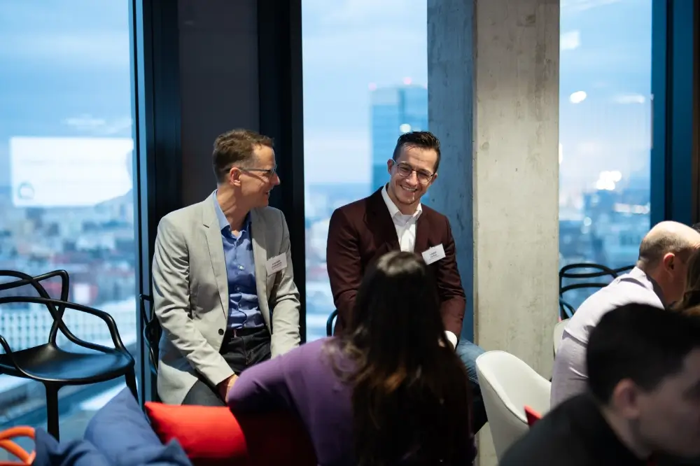 Tím analyzuje výsledky merania pracovného prostredia